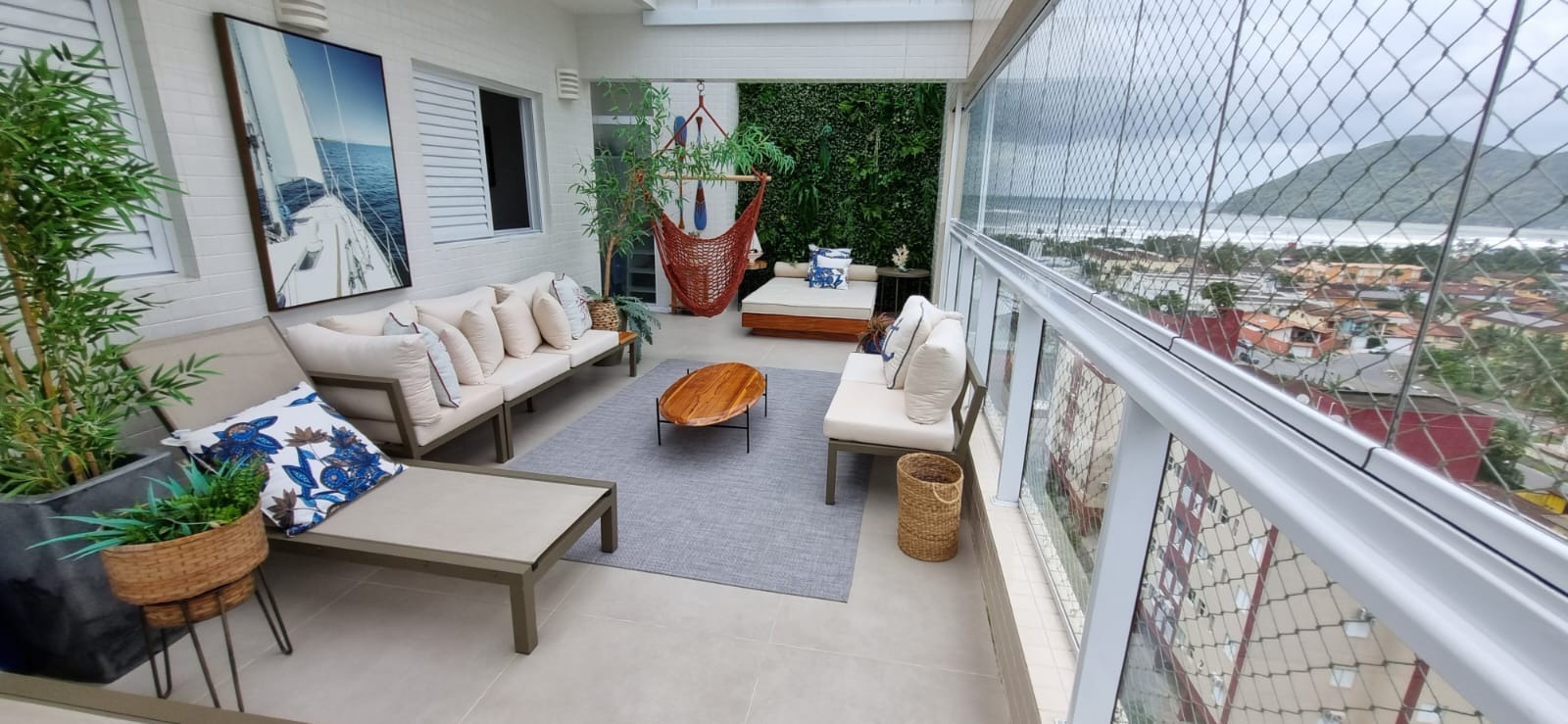 Viver com Luxo e Conforto em Alphaville: Cobertura nas Torres de Braga