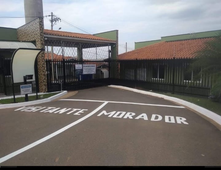 Casa / Sobrado em Condomínio em CAGUASSU