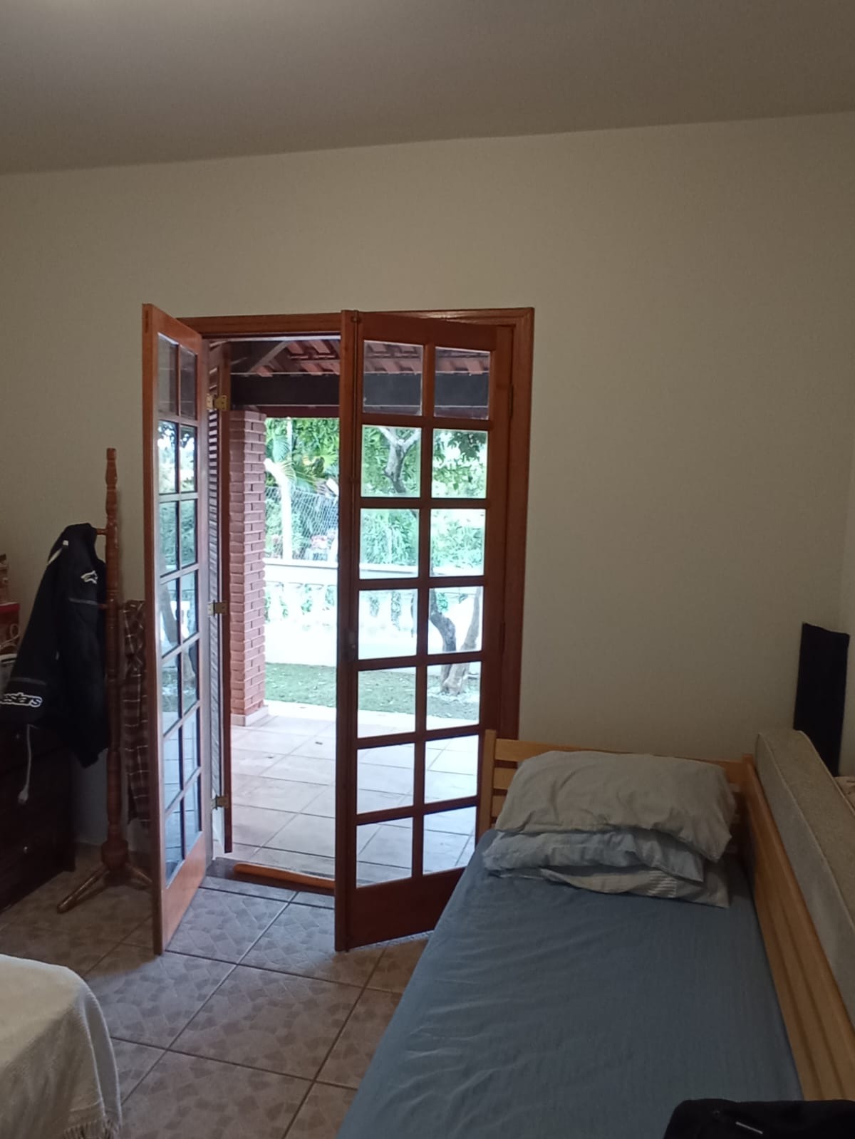 Chácara com 2.112,00m² Localizado no Condomínio Vitassay.