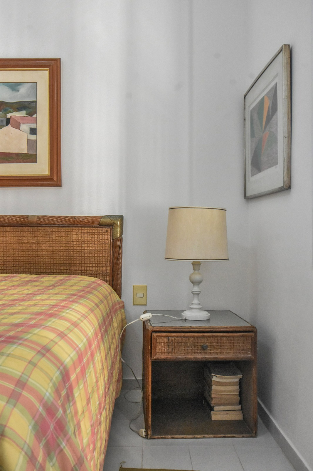 Apartamento de 120m² com 3 Dormitórios Localizado na Praia de Pitangueiras, Guarujá SP