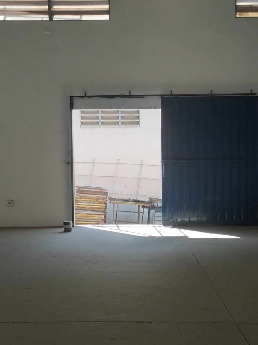 Galpão de 400m² localizado na vila leopoldina, sorocaba