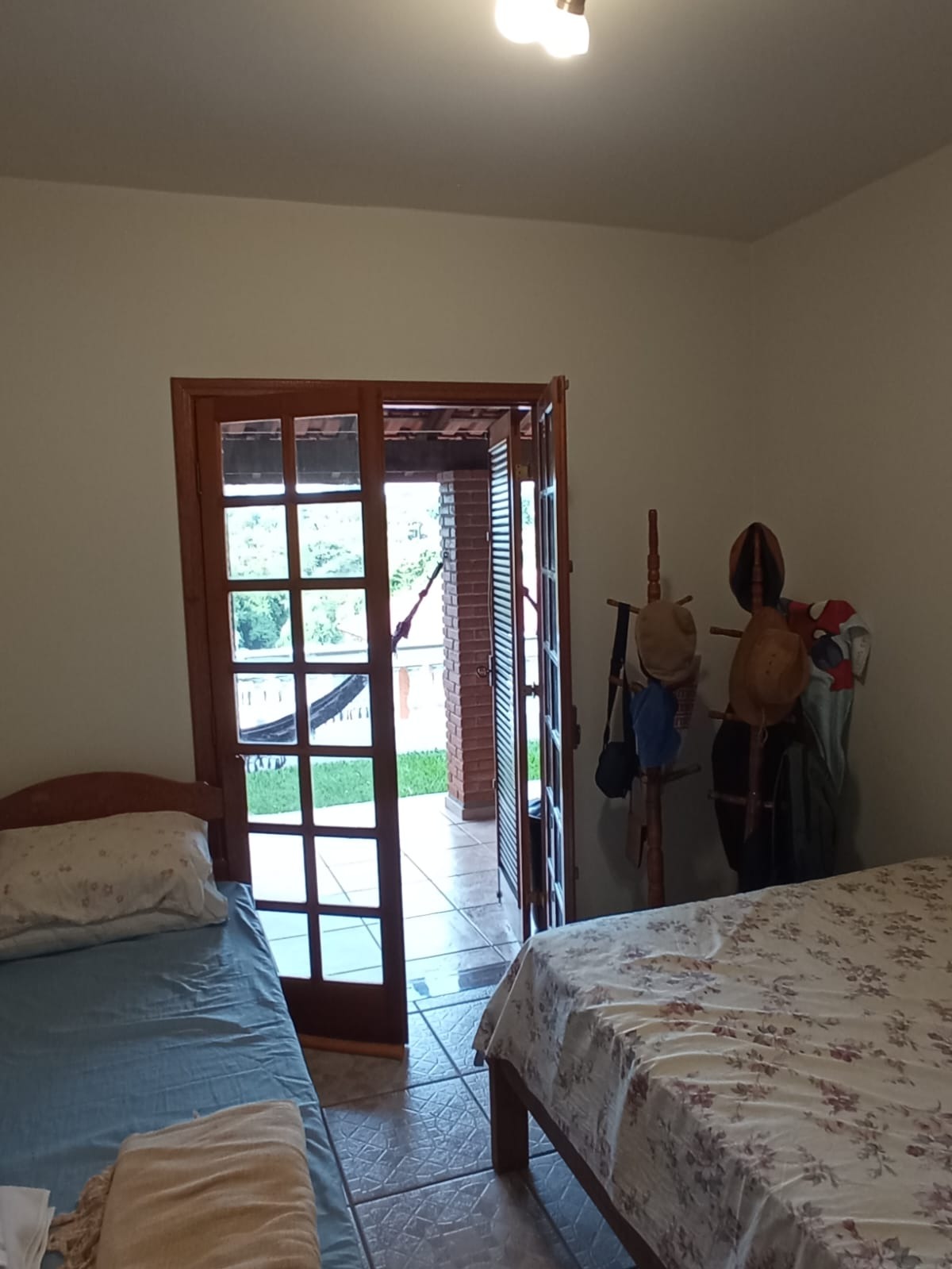 Chácara com 2.112,00m² Localizado no Condomínio Vitassay.