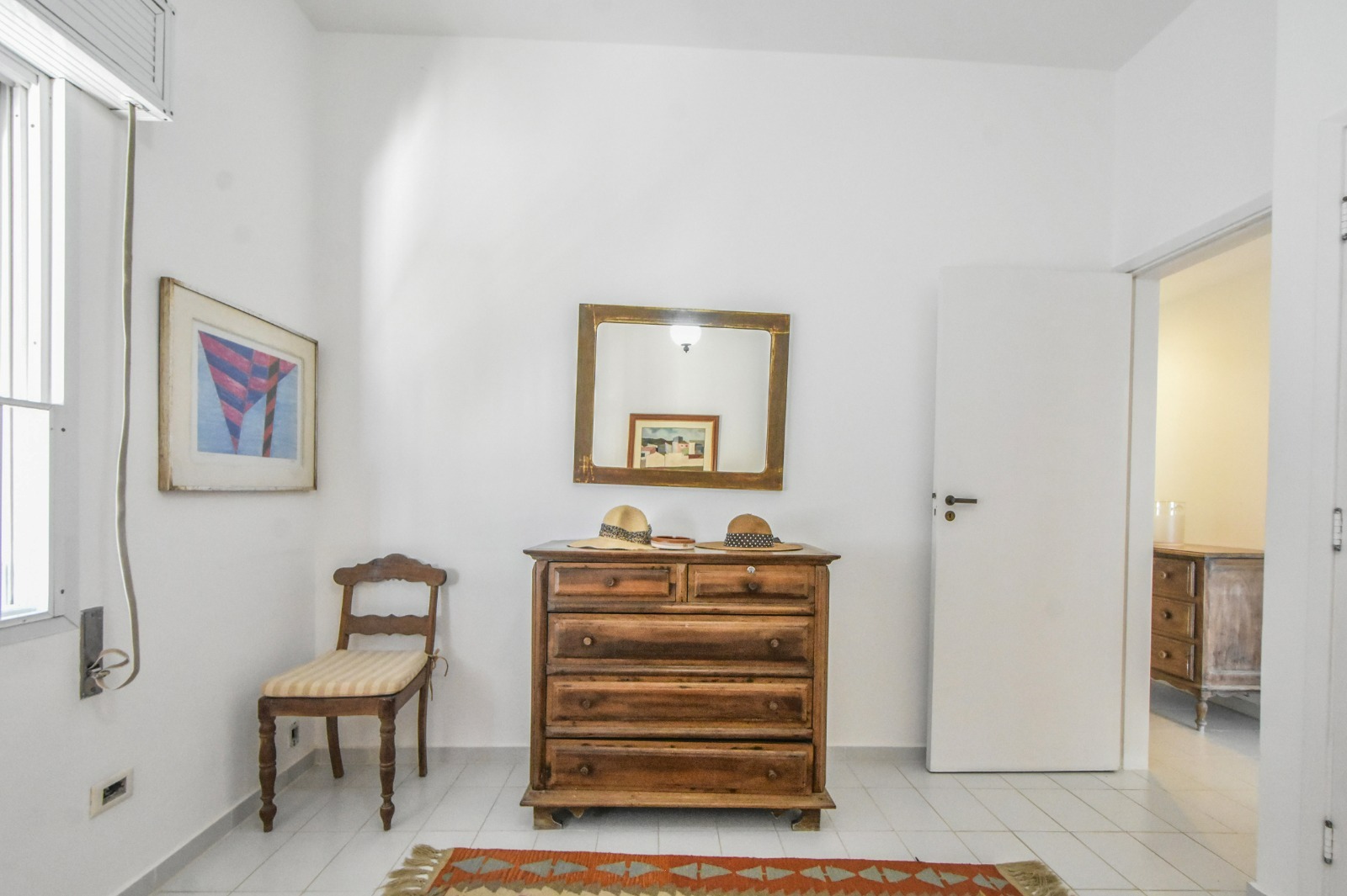 Apartamento de 120m² com 3 Dormitórios Localizado na Praia de Pitangueiras, Guarujá SP