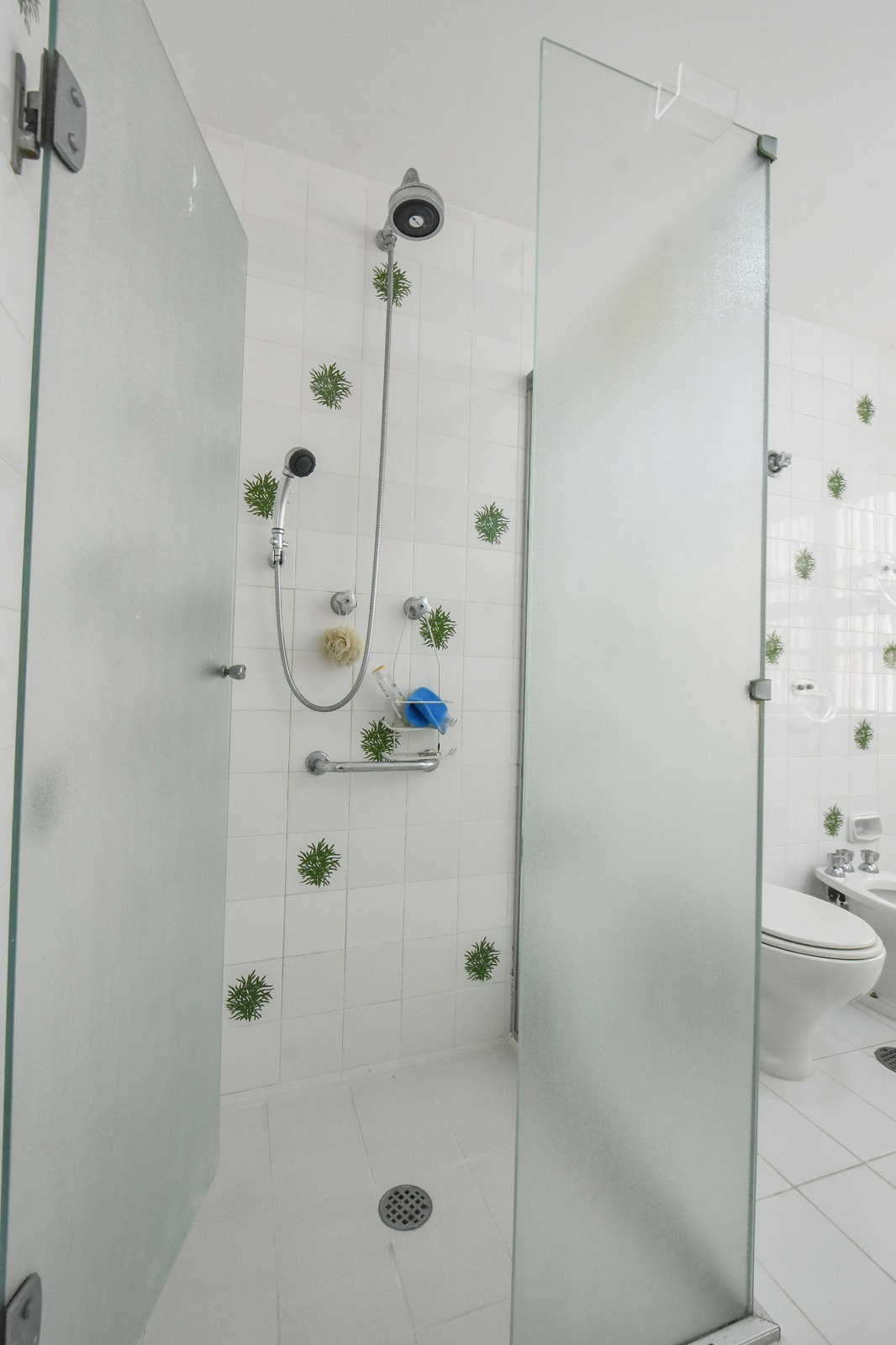 Apartamento de 120m² com 3 Dormitórios Localizado na Praia de Pitangueiras, Guarujá SP