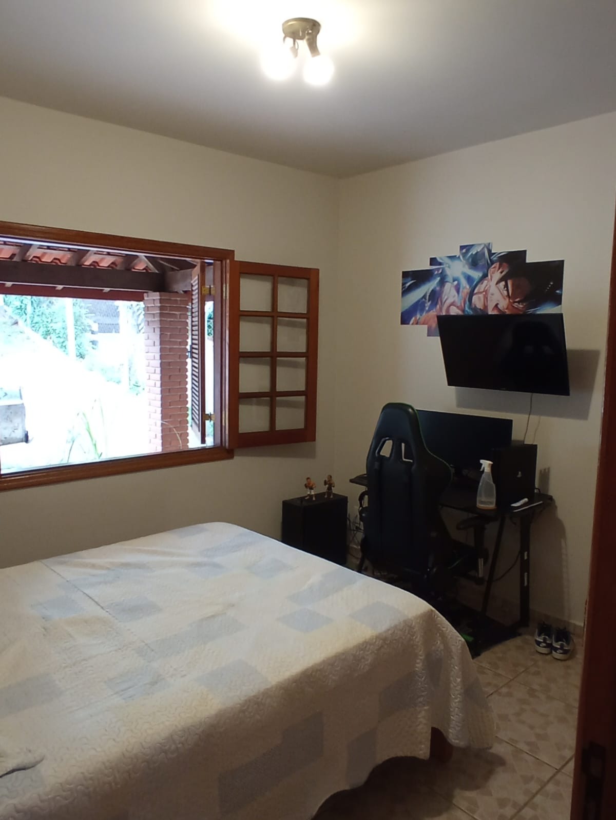 Chácara com 2.112,00m² Localizado no Condomínio Vitassay.