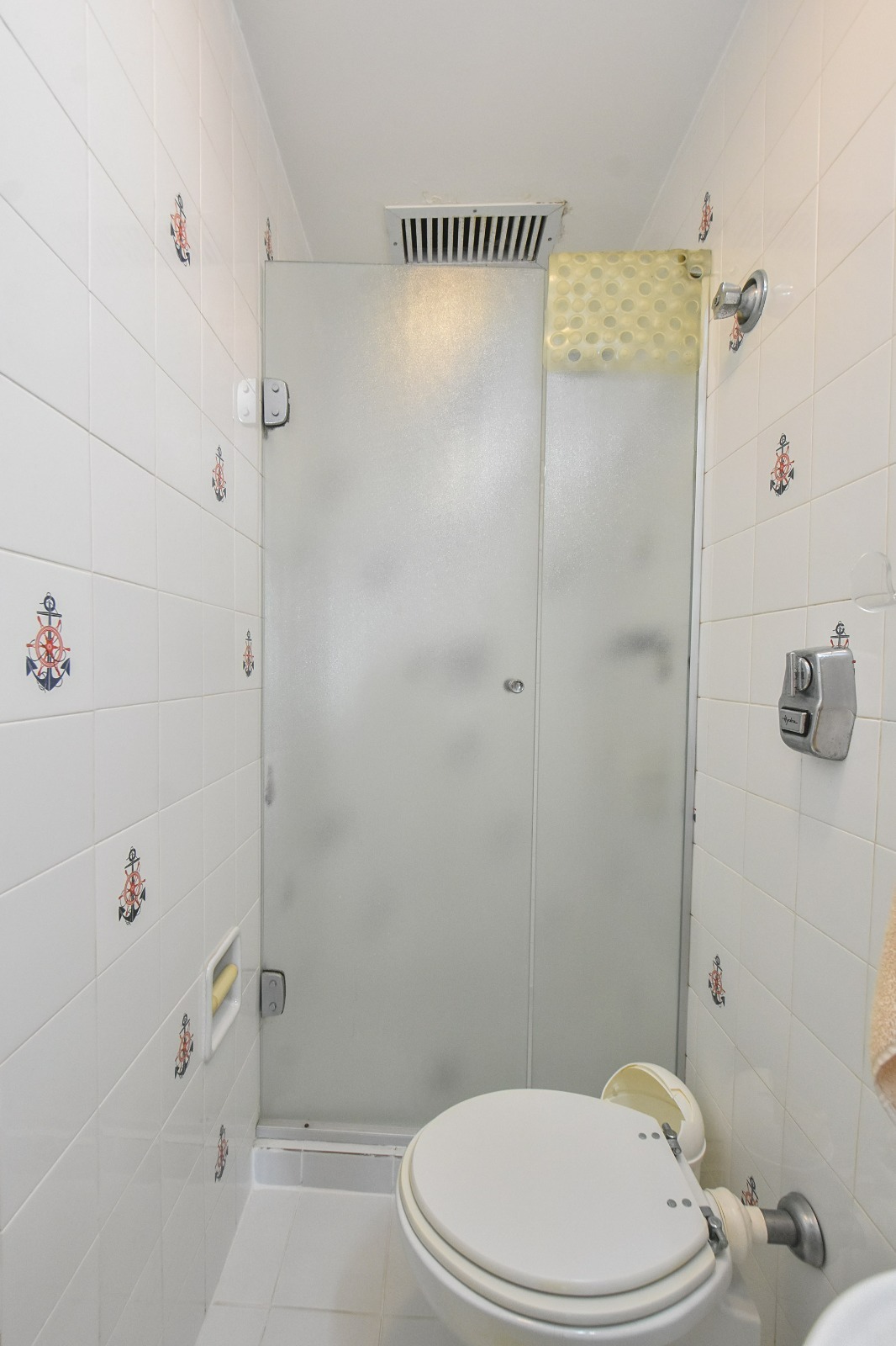 Apartamento de 120m² com 3 Dormitórios Localizado na Praia de Pitangueiras, Guarujá SP