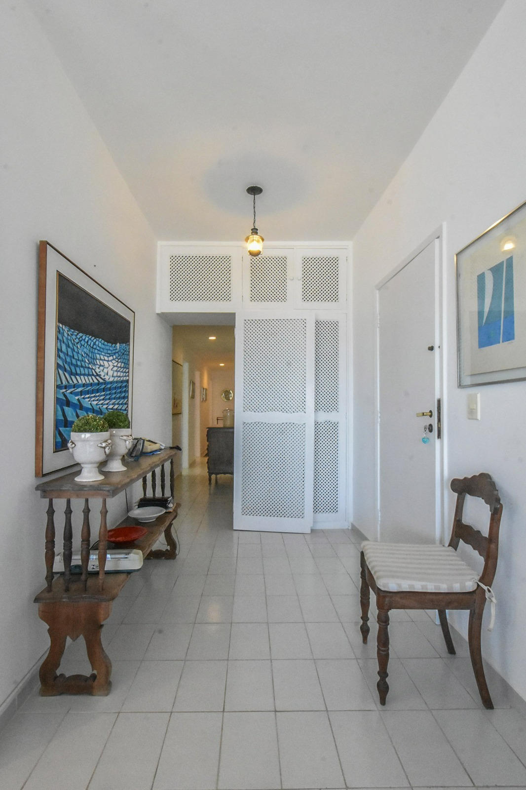 Apartamento de 120m² com 3 Dormitórios Localizado na Praia de Pitangueiras, Guarujá SP