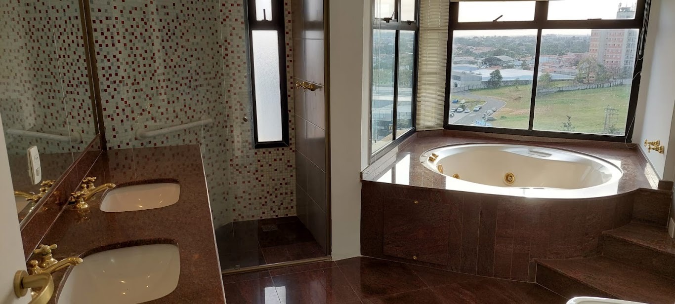 Apartamento completo localizado no Edifício Flamboyant!