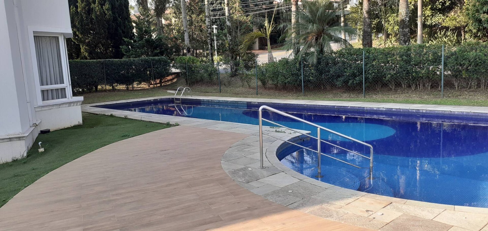 Casa Sobrado 843m² Localizada no Alphaville Residencial 2 - Barueri/SP!