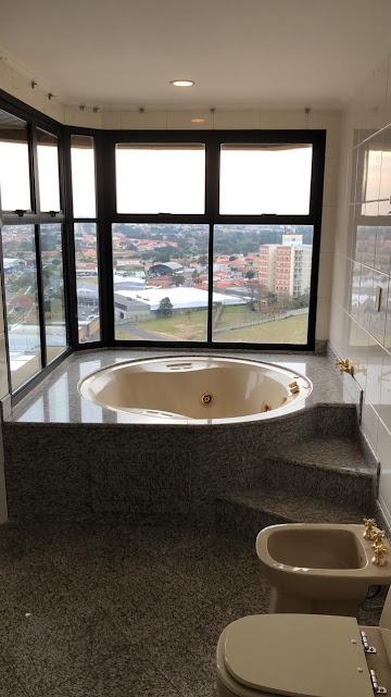 Apartamento completo localizado no edifício flamboyant!!