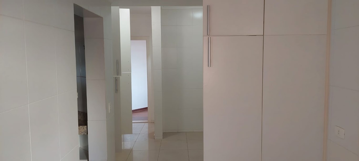 Apartamento completo localizado no Edifício Flamboyant!