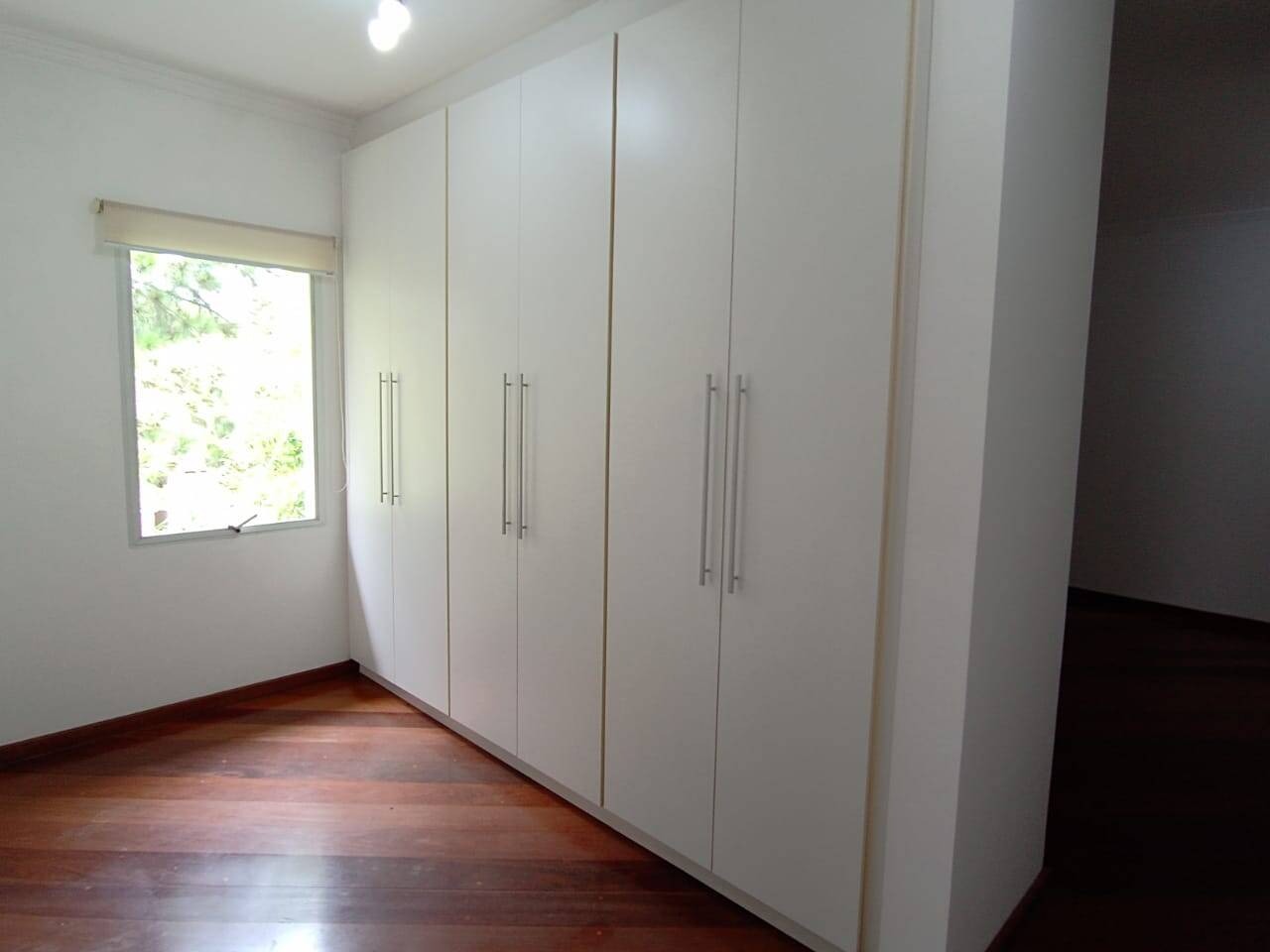 Casa sobrado de 700m² localizada no residencial zero!