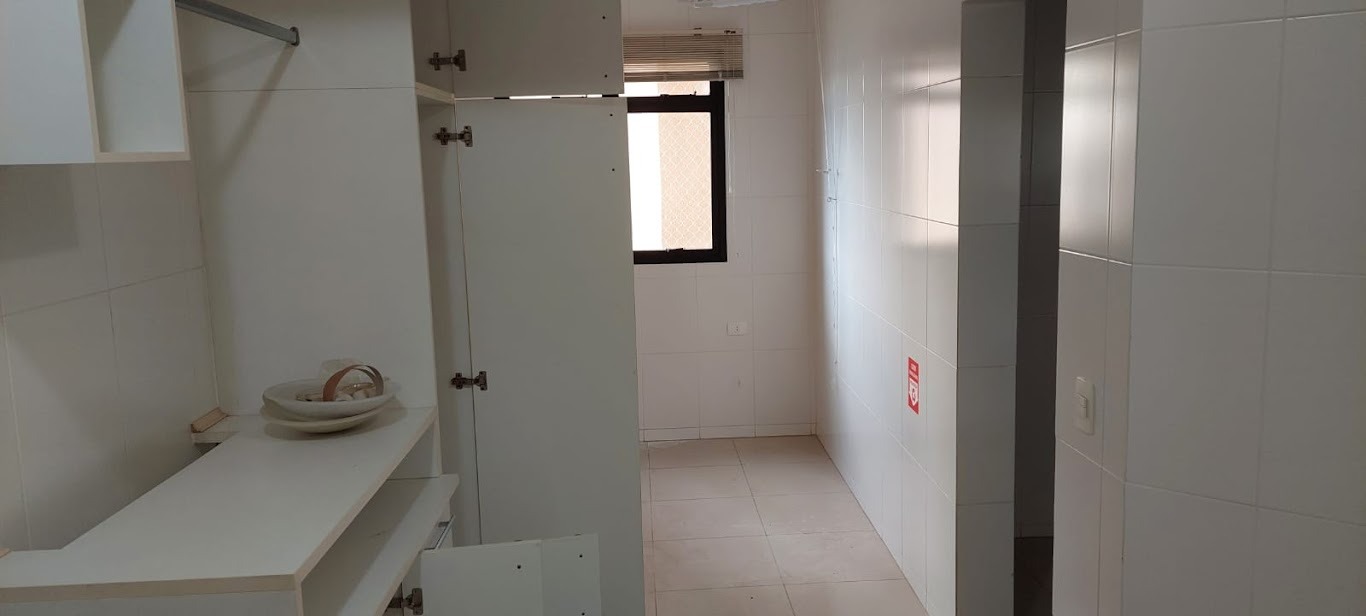 Apartamento completo localizado no Edifício Flamboyant!