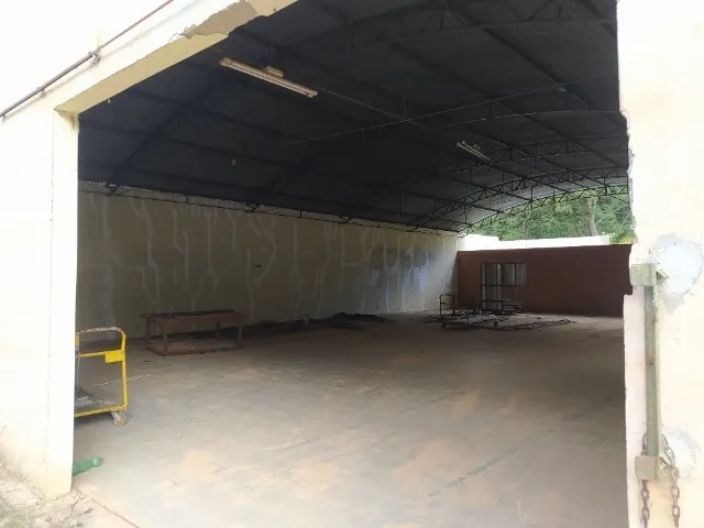Galpão de 2200m² com casa acoplada localizada em mairinque!
