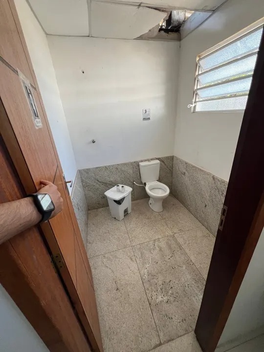 Galpão comercial/industrial de 2200m² localizado no itaquari