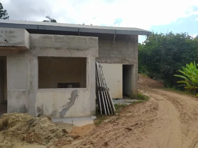 Galpão de 2200m² com casa acoplada localizada em mairinque!