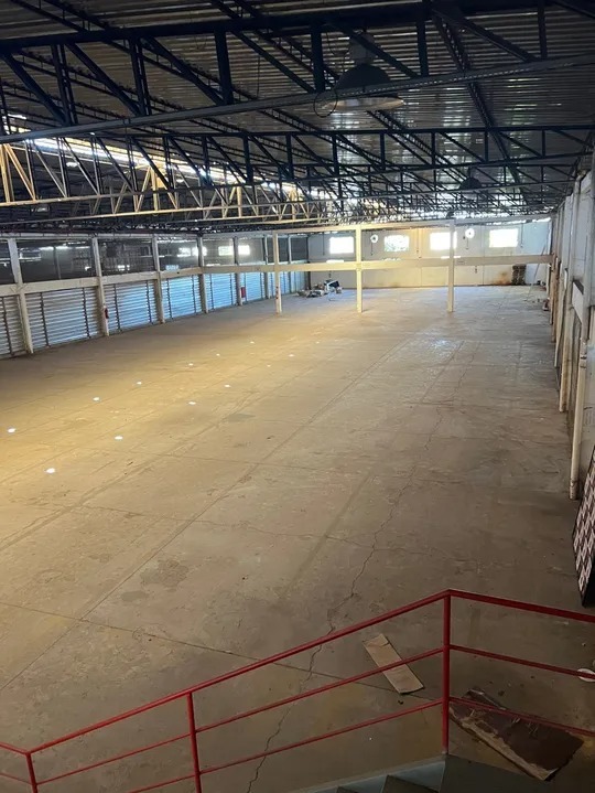 Galpão comercial/industrial de 2200m² localizado no itaquari