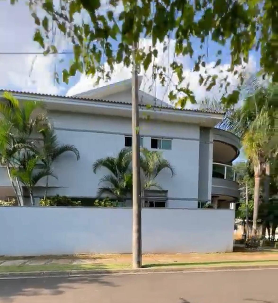 Chácara à venda em sarapuí - lazer completo e conforto em 18