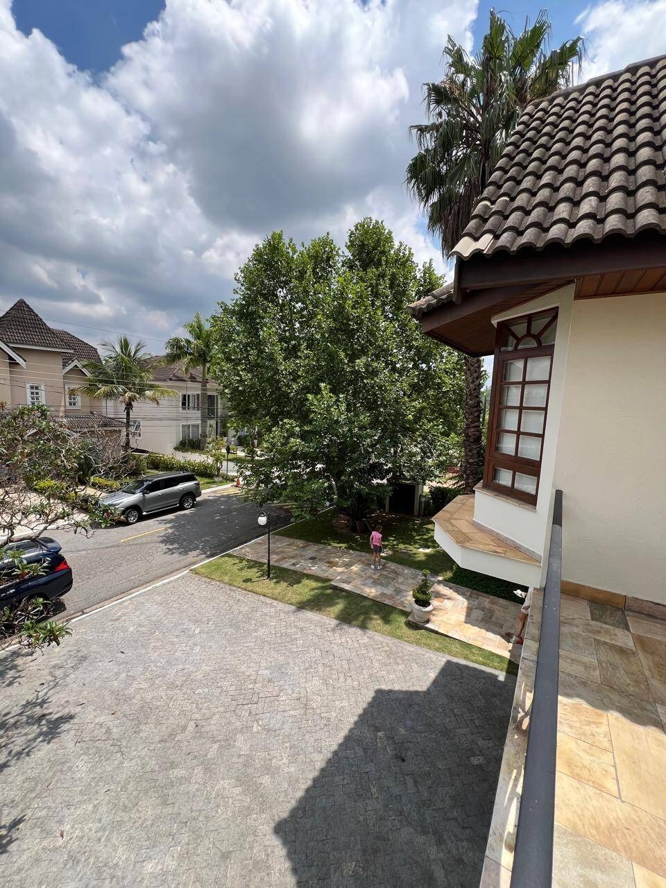 Casa Exclusiva em Tamboré, Santana de Parnaíba - Rodeada de Verde