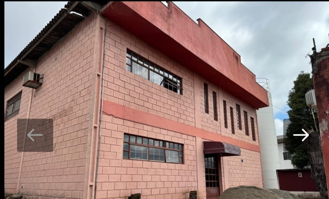 Salão Comercial para Alugar na Zona Norte - 800m² com Mezanino, Refeitório, Cozinha e 4 Banheiros