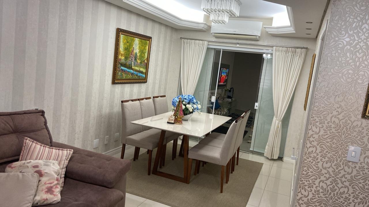 Casa, 4 quartos - Foto 1