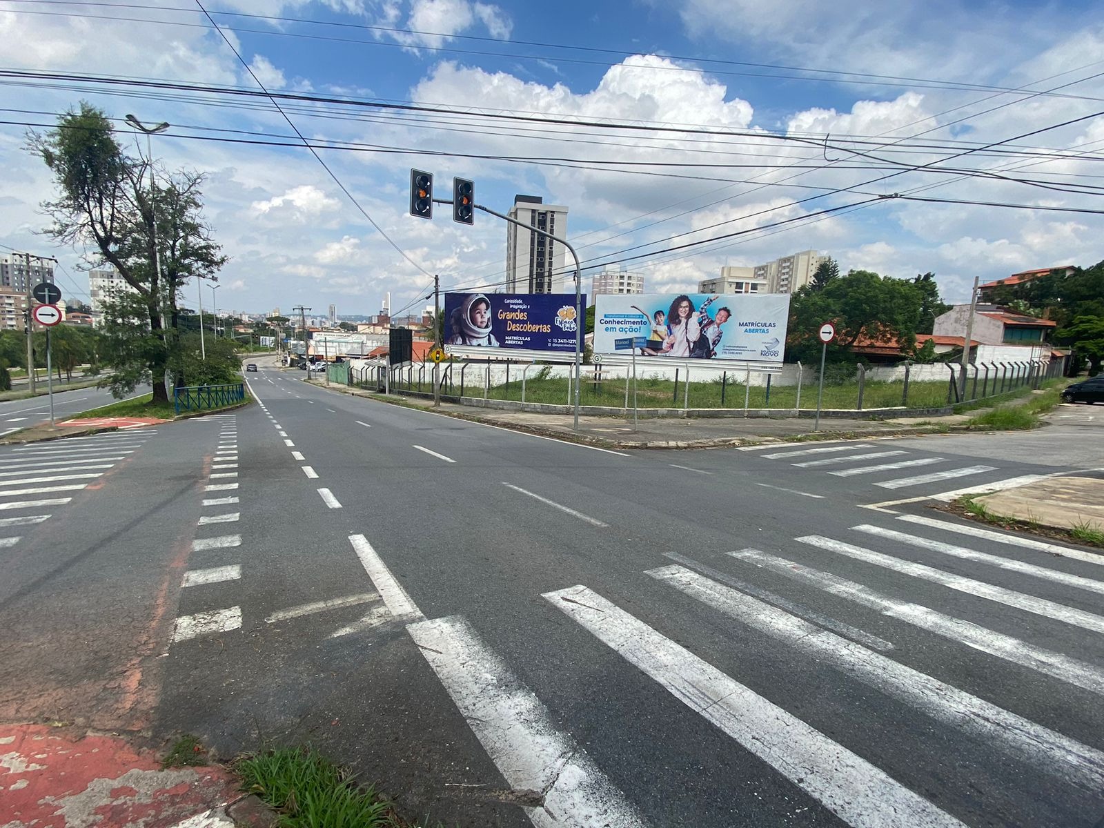 Loteamento e Condomínio, 1500 m² - Foto 3