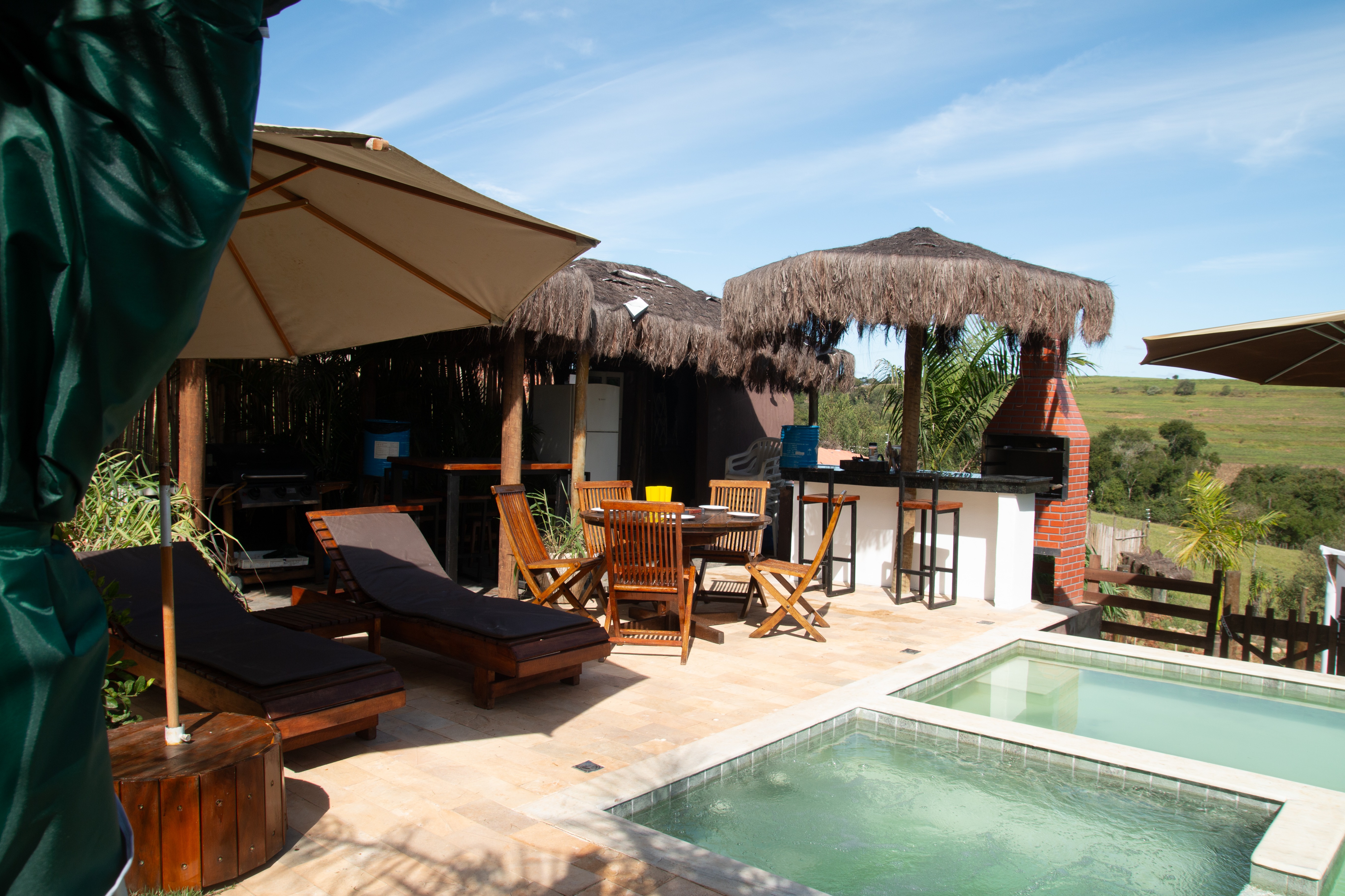 Chácara, 3 quartos, 1050 m² - Foto 2