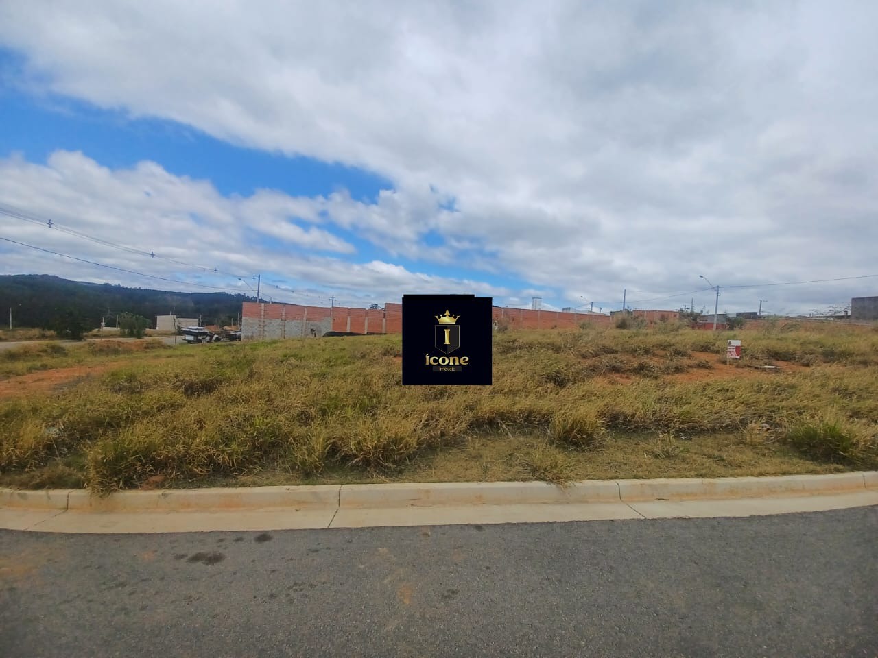 Terreno, 228 m² - Foto 1