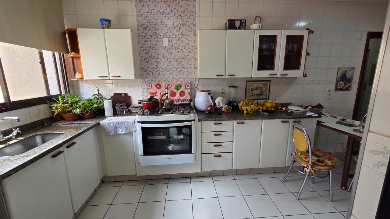 Apartamento, 3 quartos, 147 m² - Foto 1