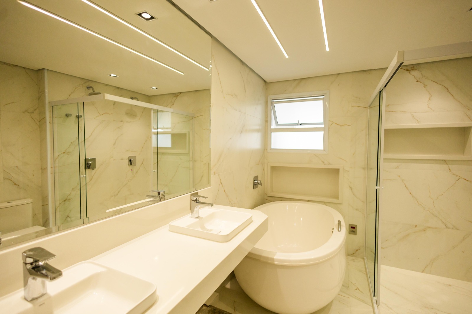 Apartamento de 320,00 m² a venda no Edifício Luxor, Jardim Emília, Sorocaba/SP