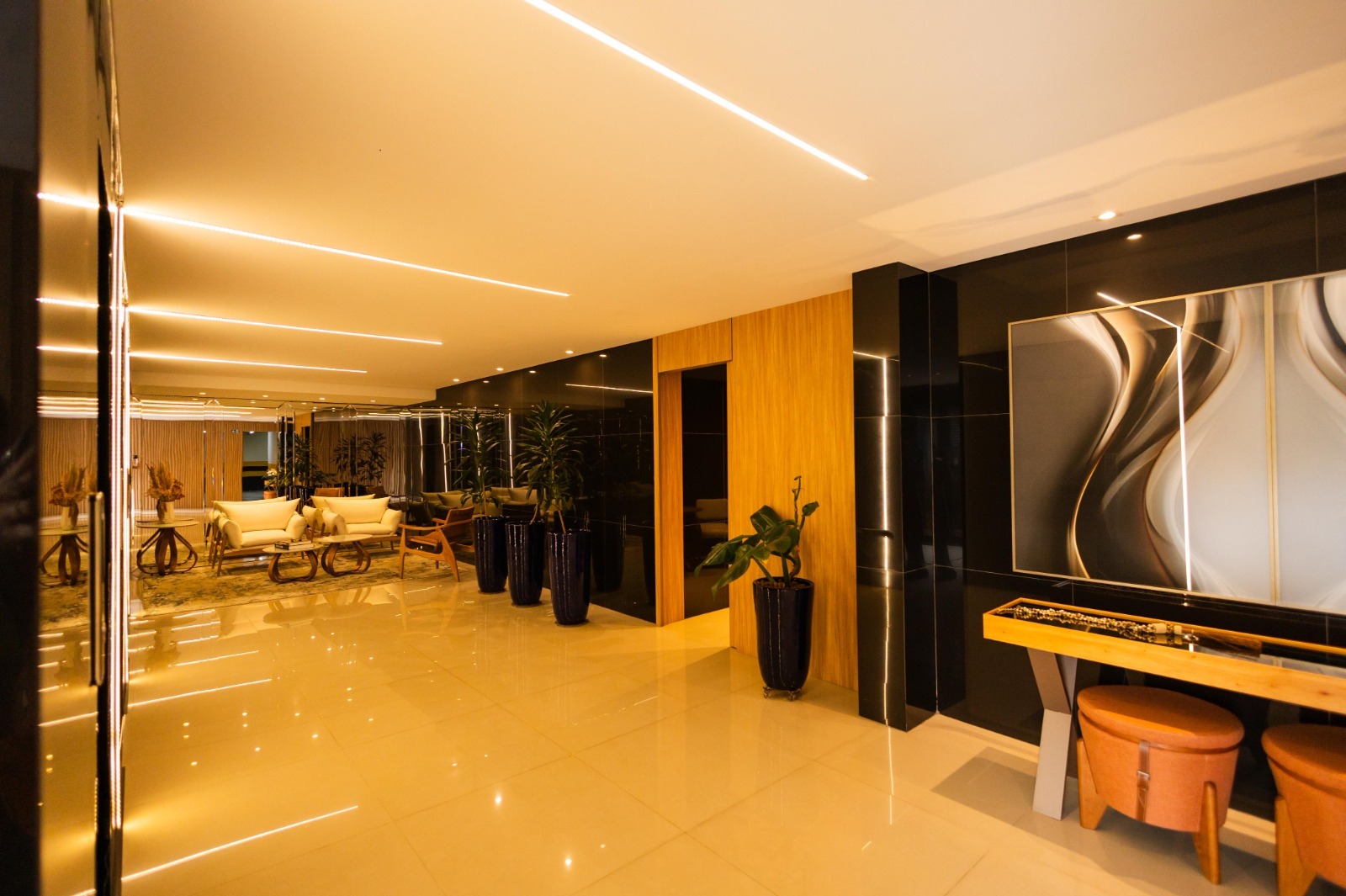 Apartamento de 320,00 m² a venda no Edifício Luxor, Jardim Emília, Sorocaba/SP
