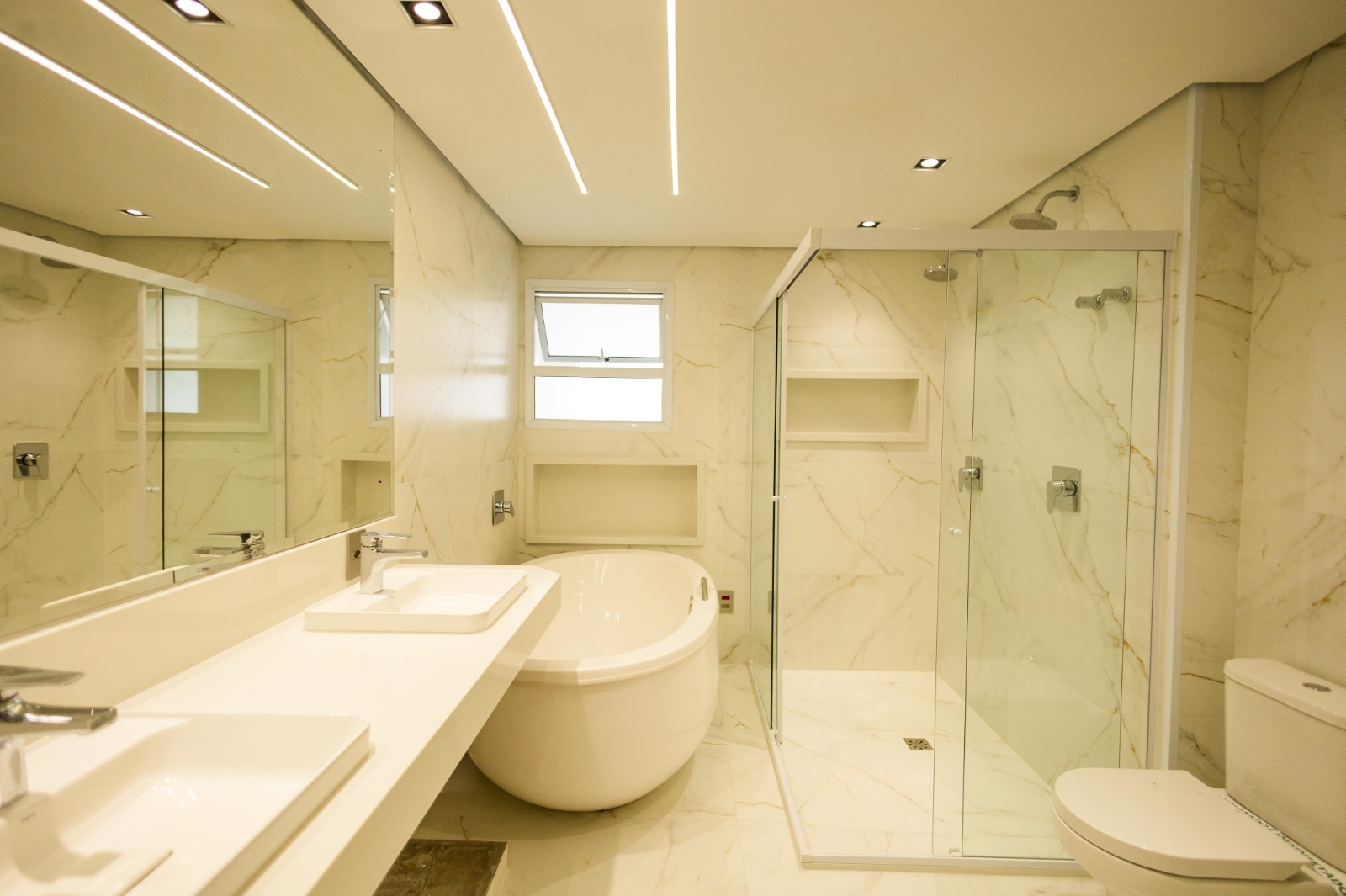 Apartamento de 320,00 m² a venda no Edifício Luxor, Jardim Emília, Sorocaba/SP