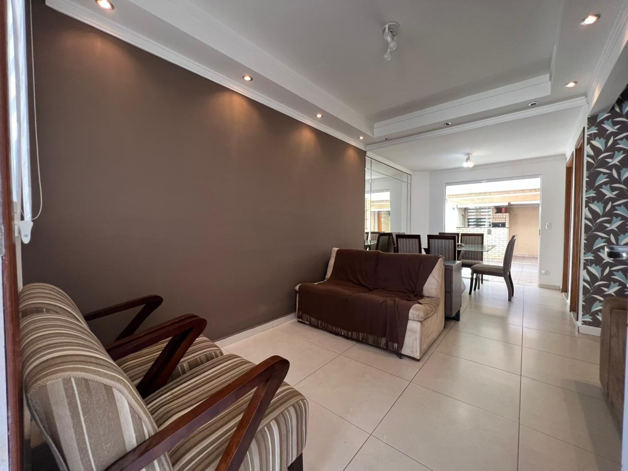 Casa, 3 quartos, 150 m² - Foto 2
