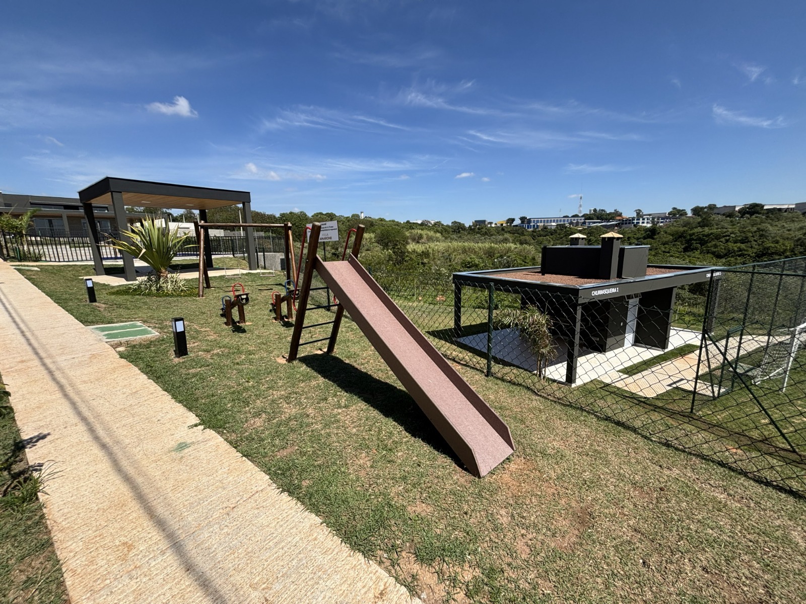Casa, 2 quartos, 130 m² - Foto 2
