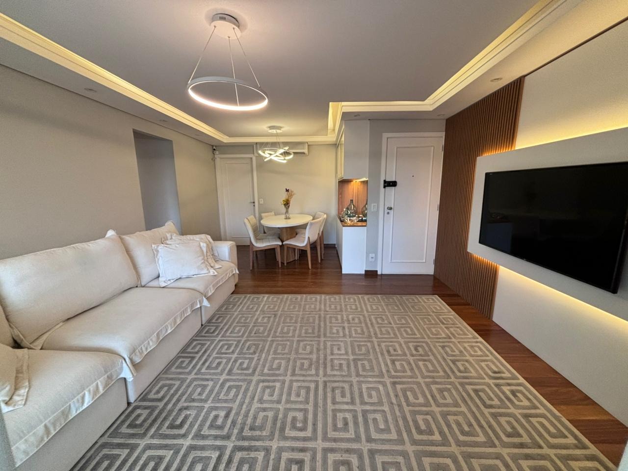 Apartamento, 3 quartos, 137 m² - Foto 2