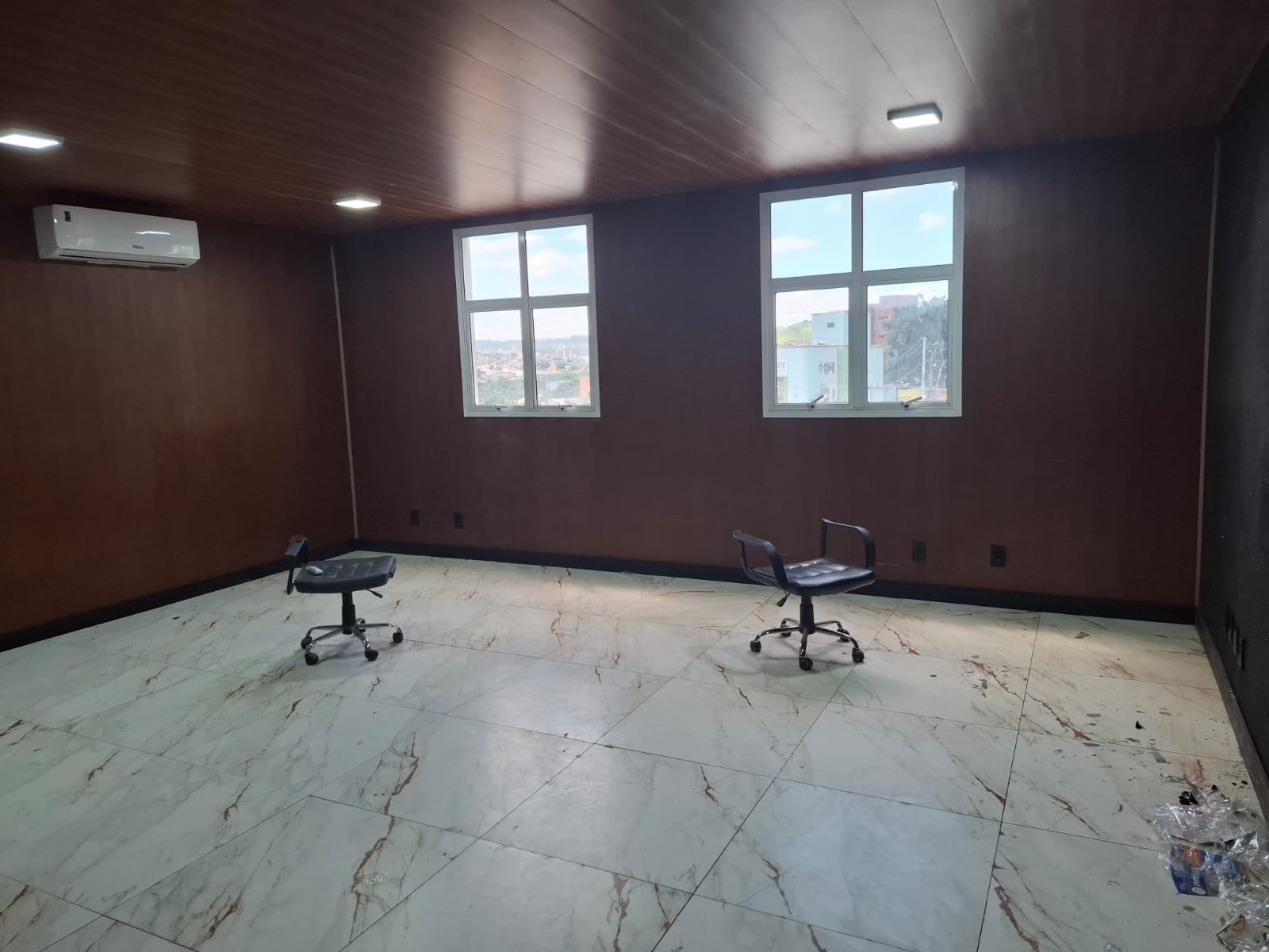Sala-Conjunto, 200 m² - Foto 2