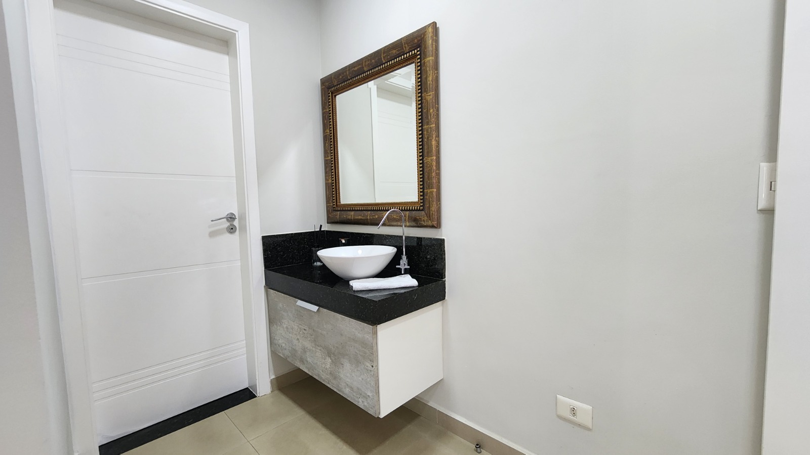 Casa, 4 quartos, 245 m² - Foto 13