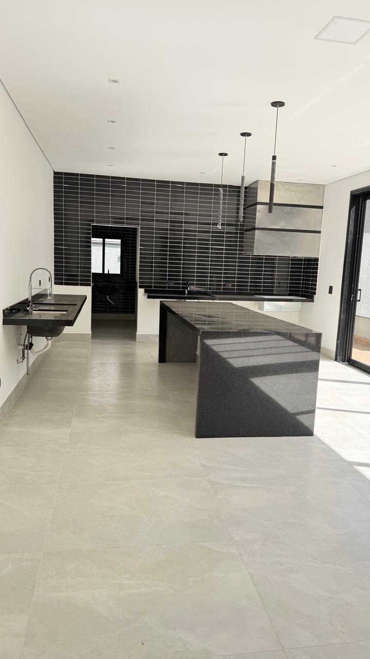 Casa, 4 quartos, 267 m² - Foto 23