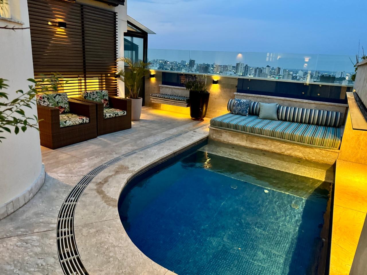 Cobertura, 4 quartos, 341 m² - Foto 10