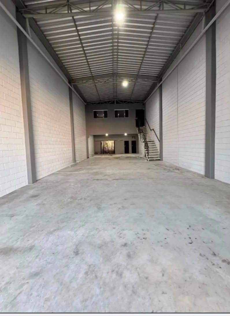 Galpao comercial 290m² bairro piazza di roma zona oeste, sor