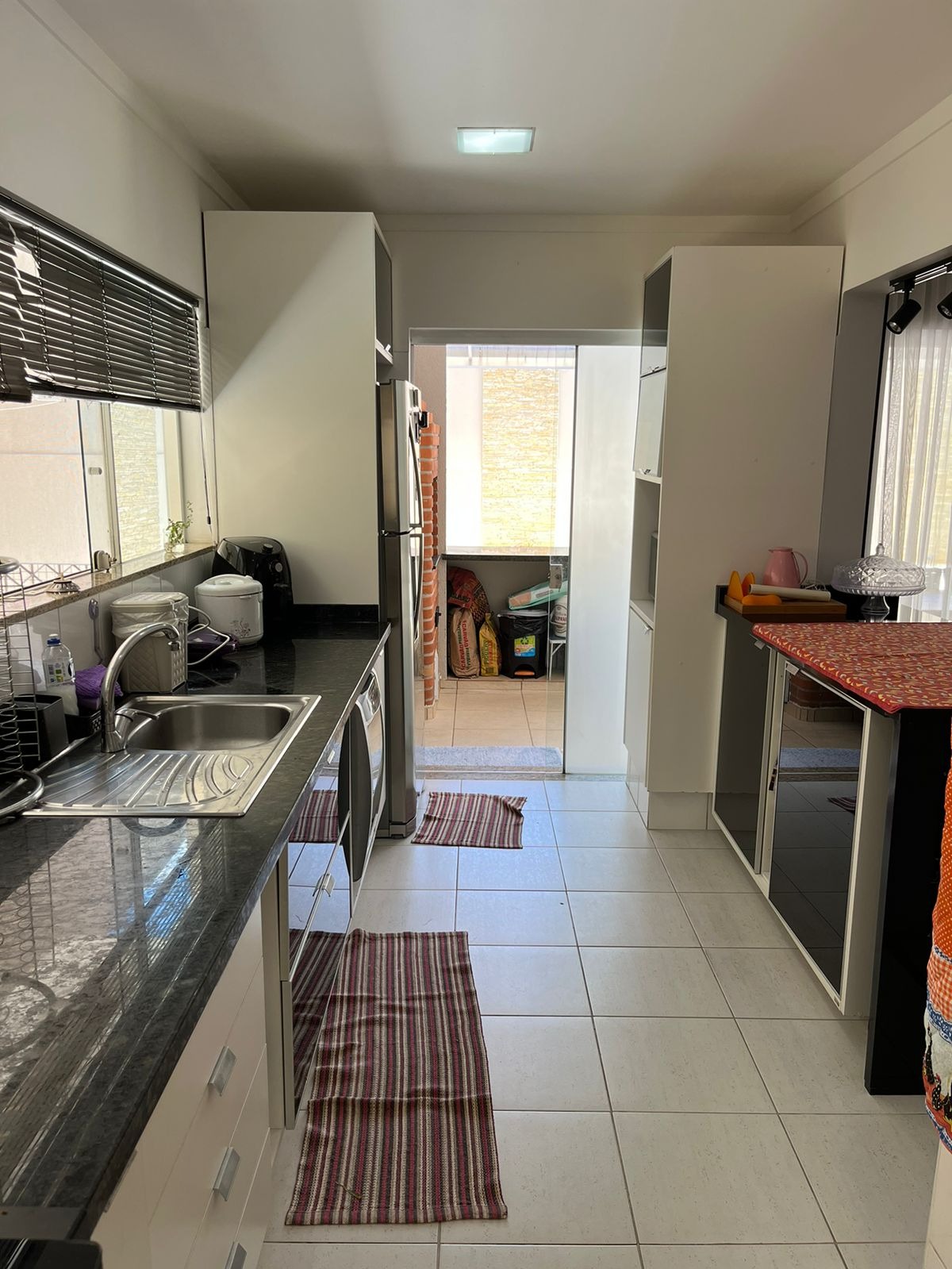 Casa, 4 quartos, 242 m² - Foto 11
