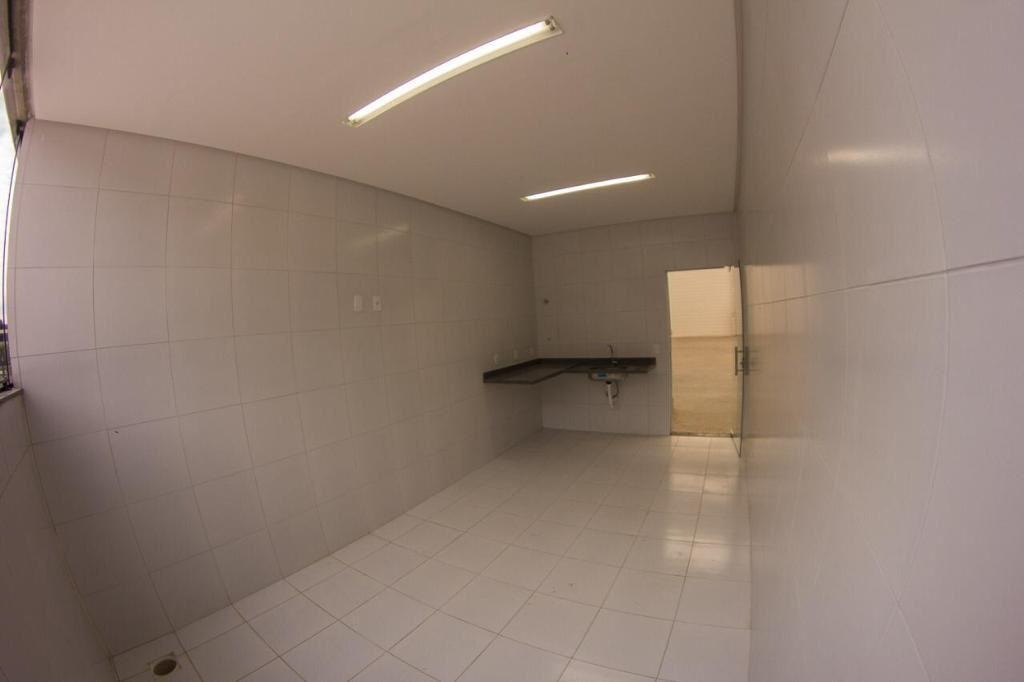 Galpão Comercial e Industrial 500m² em Condomínio para alugar em Sorocaba na Rodovia Raposo Tavares, Km 102