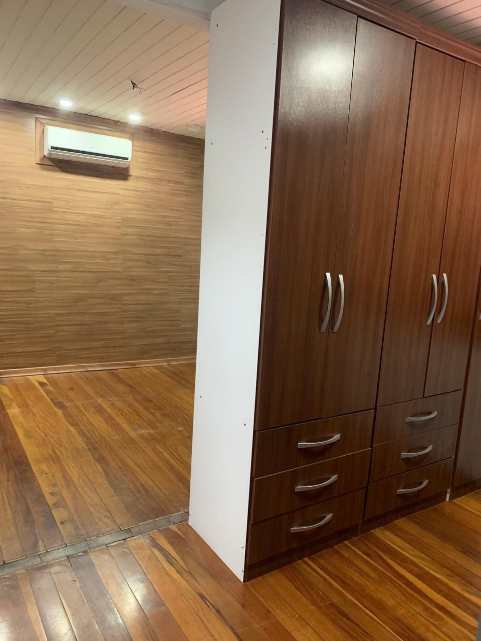 "Casa dos Seus Sonhos: Conforto, Sofisticação e Lazer Completo com Vista Privilegiada"