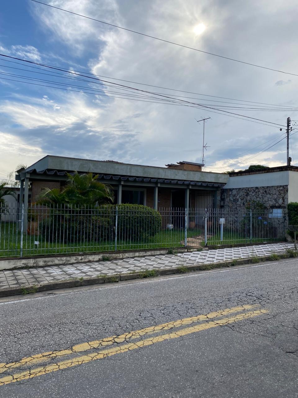 Prédio Inteiro - Foto 1