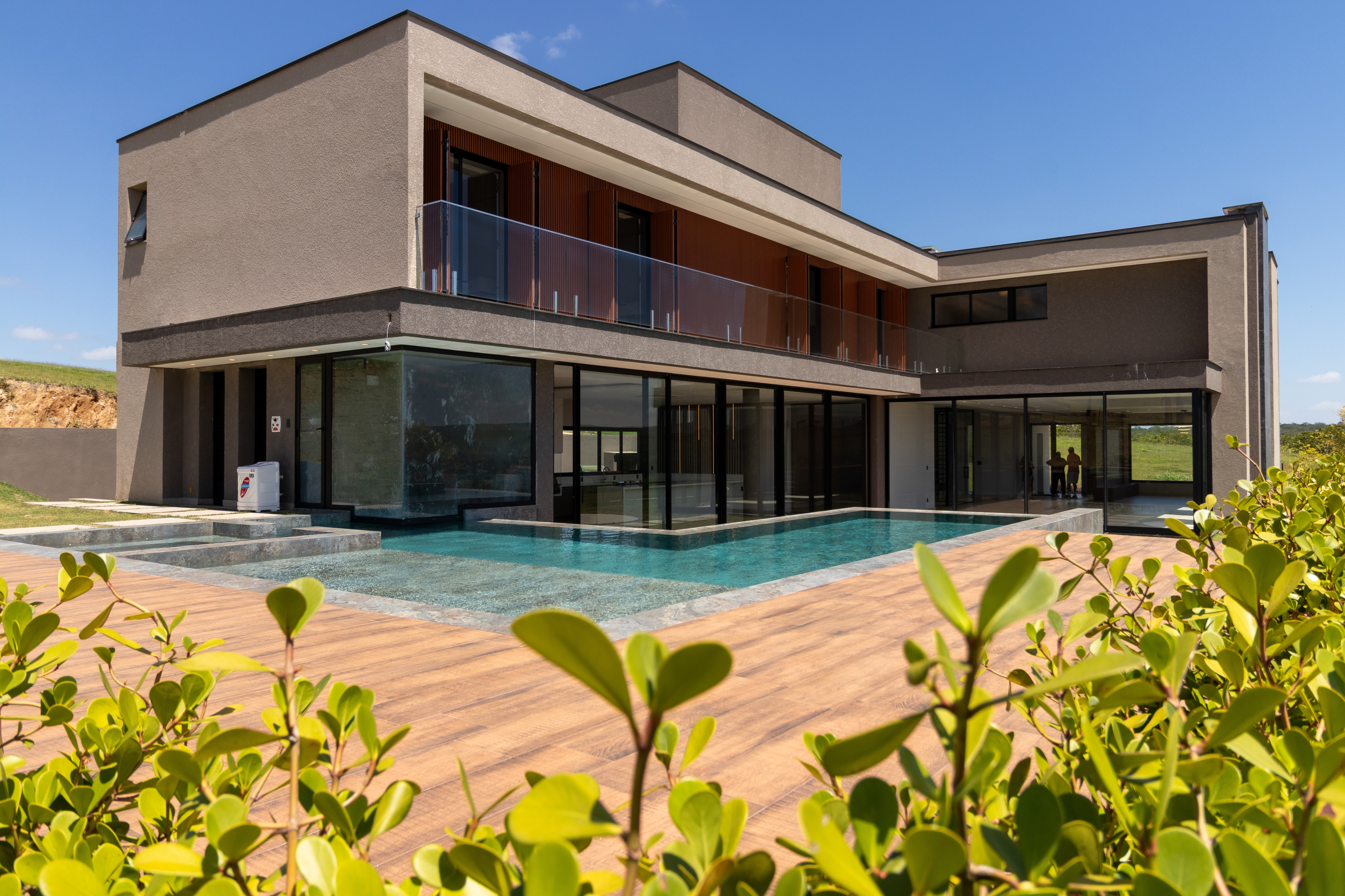 Condomínio portofino reserva ituparanga 6 suítes 720 m² pisc