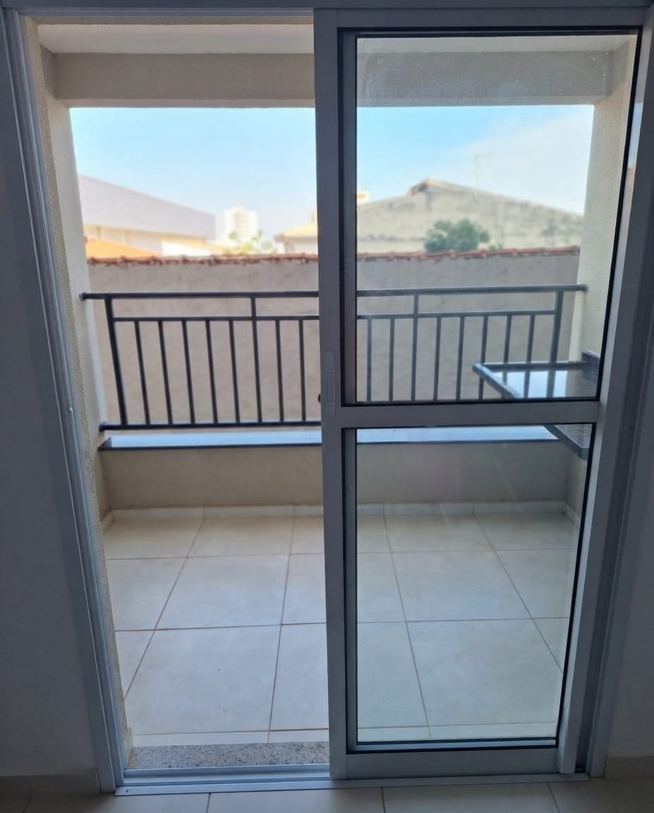 Excelente Apartamento à Venda no Jardim Saíra 2 Quartos com Suíte 65 m²