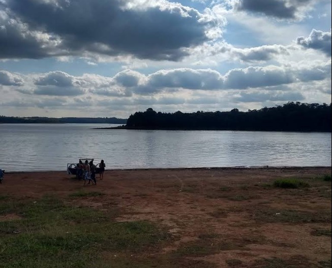 Terreno à 600mts da repressa de itupararanga no loteamento s