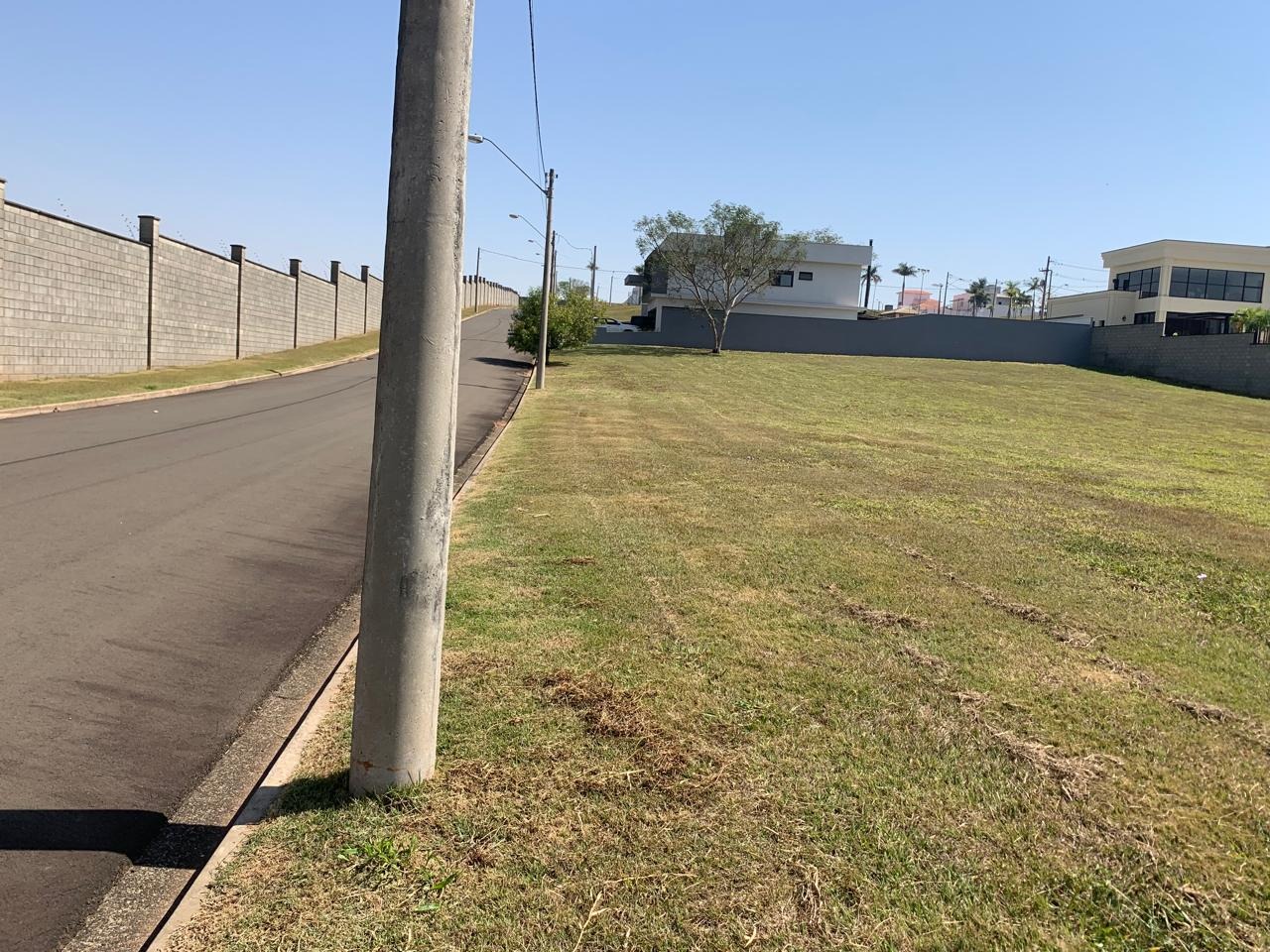 Belíssimo Terreno Plano com acesso ao Rio Piracicaba! Oportunidade! De 320 mil por somente 235 mil reais!
