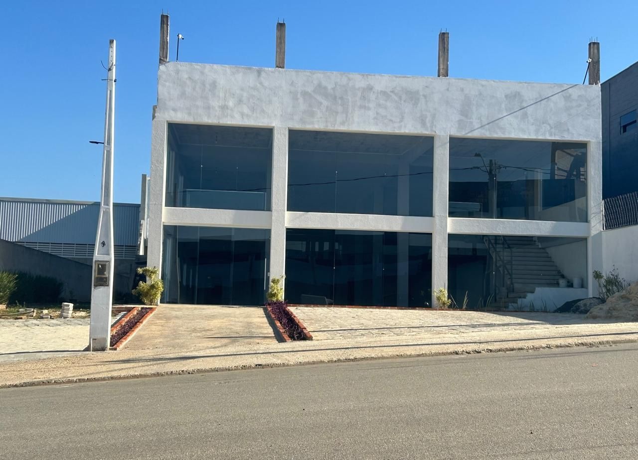 Indústria, 500 m² - Foto 1