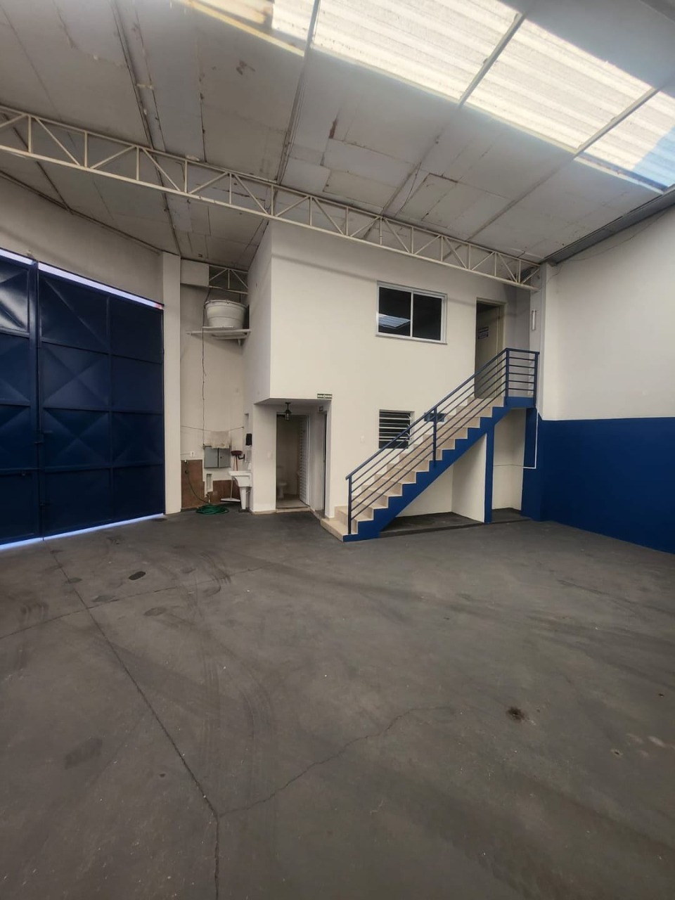 Depósito-Galpão, 230 m² - Foto 9